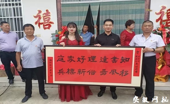 下载.jpg